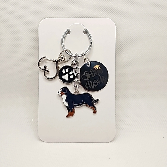 NEW! Bernese Mountain Dog Pawprint🐾 "Dog Mom" Keychain/Purse 👜🎒 Charm ~ 🐕🎁 - Picture 9 of 15